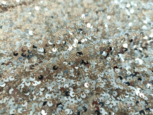 silber-uni-pailletten-mesh-stoff-stoffpilz