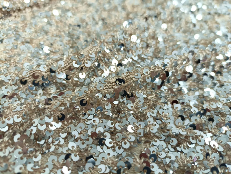 silber-uni-pailletten-mesh-stoff-stoffpilz