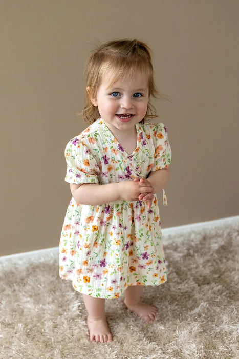 blumen-wollweiss-bedruckt-bio-baumwolle-musselin-stoffe-stoffpilz