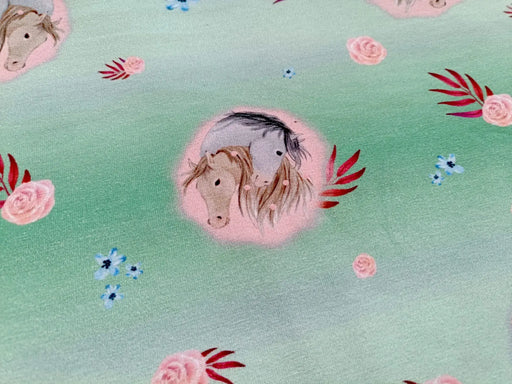 baumwolljersey-pferde-gruen-stoff-stoffpilz