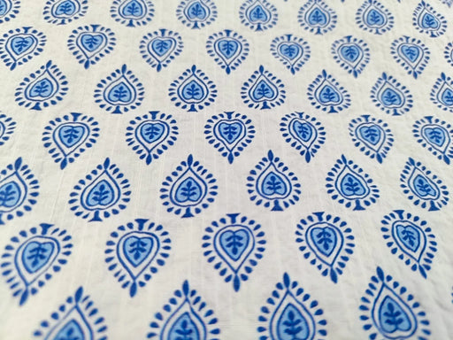 baumwolle-weiss-abstrakt-blaetter-stoff-stffpilz