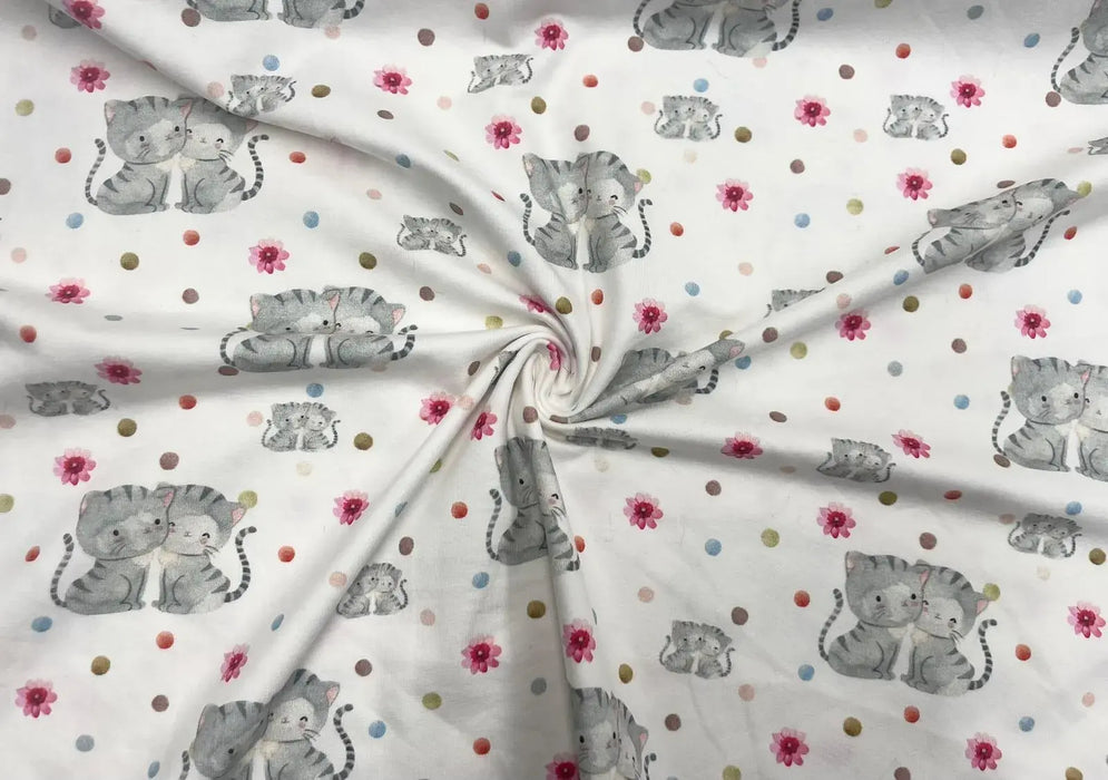 Kaetzchen-Herzen-weiss-baumwollejersey-stoff-stoffpilz