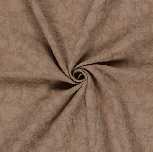 braun-gewebts-bestrickt-blaetter