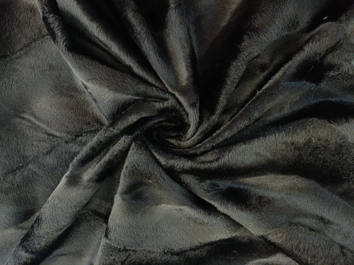 panther-fellimitat-schwarz-stoff-stoffpilz