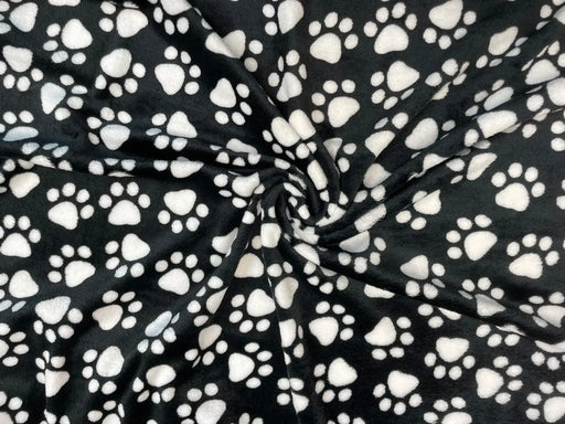 flausch-tierspuren-schwarz-stoff-stoffpilz