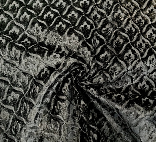 schwarzer-barock-jacquard-samt-stoff-stoffpilz