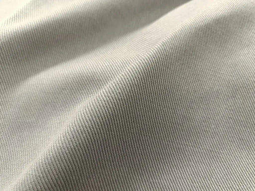 hellgrau-uni-baumwolle-koeper-stoff-stoffpilz