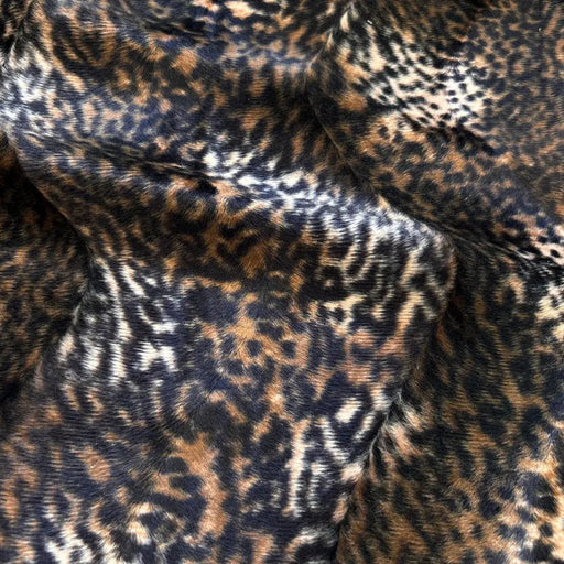 braunes-tiermuster-jaguar-kurzhaar-fellimitat-stoff-stoffpilz