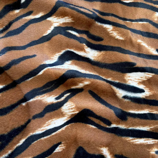 tiger-braun-kurzhaar-fellimitat-stoff-stoffpilz