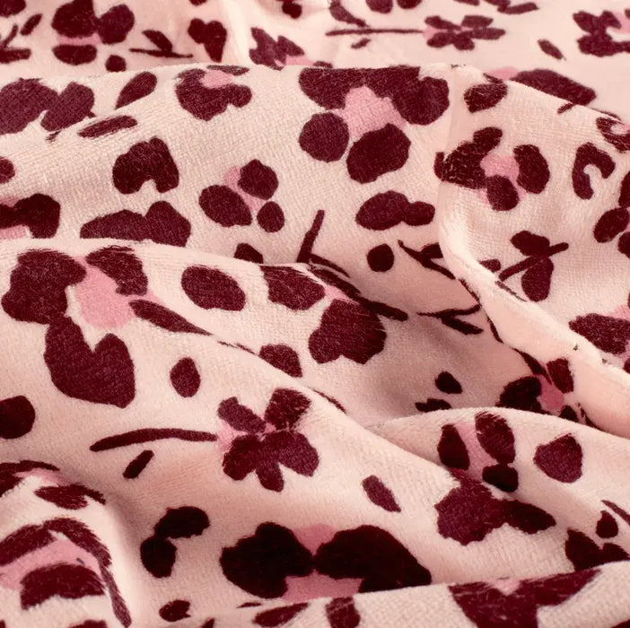 rosa-nicky-velours-mit-blumen-stoff-stoffpilz