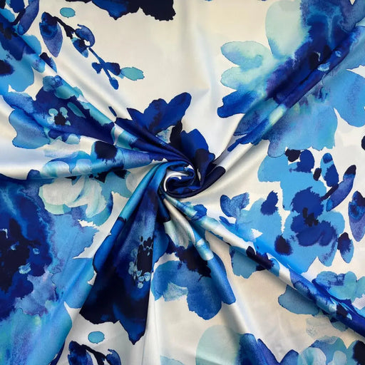 blumen-weiss-satin-stoff-stoffpilz