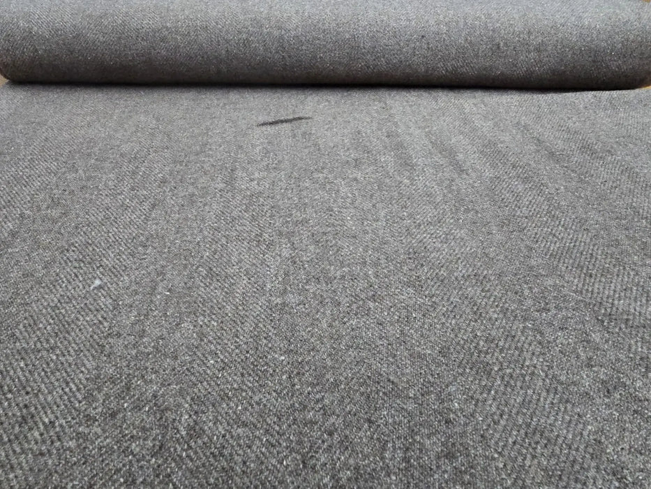 uni-grauer-yak-wolle-stoff-stoffpilz