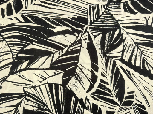 abstrakt-blume-blueten-schwarz-weiss-creme-viscose-stoff-stoffpilz-ecovero-hilco