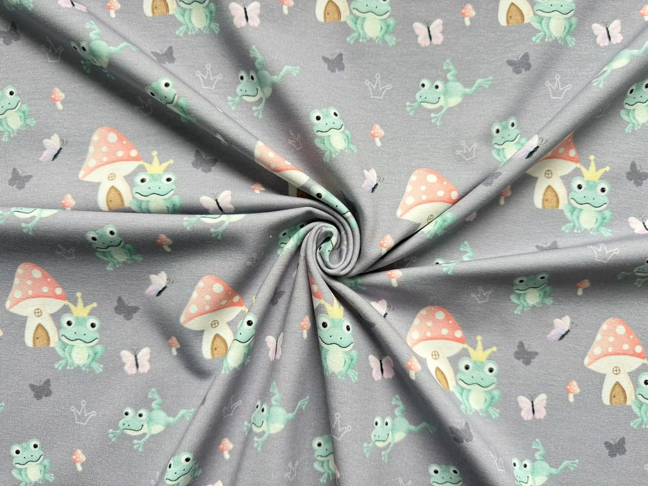 stoffgeschaeft-stoffpilz-stoffe-hilco-baumwolle-jersey-froesche-schmetterling-pilz-pilze-stoff-stoffladen-frosch-krone-koenig-baumwolljersey