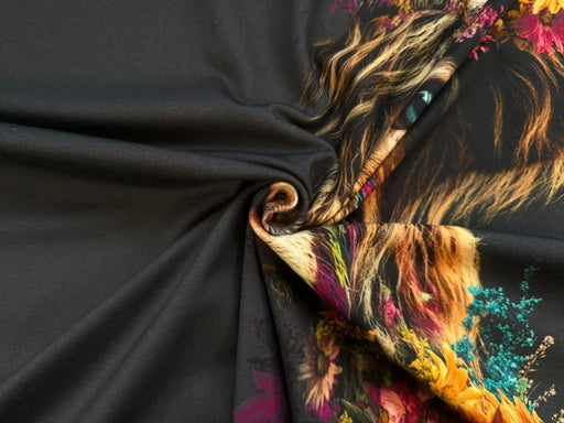 hilco-blumen-kuh-schwarz-mehrfarbig-blume-realistisch-stoff-stoffe-stoffgeschaeft-stoffpilz